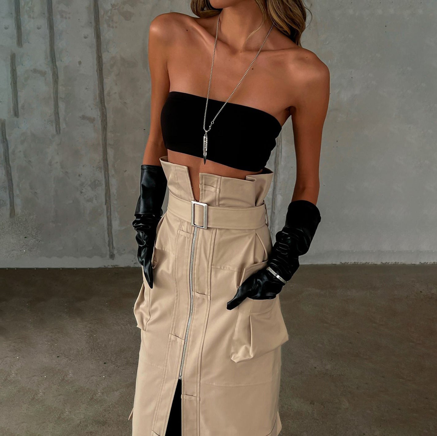 Dark Muse Maxi