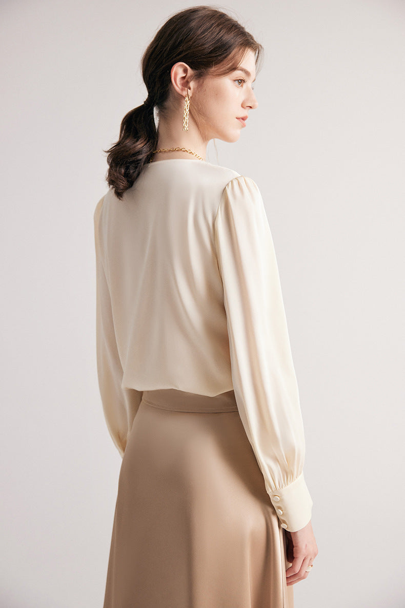 Vivea Graceful Silk Top