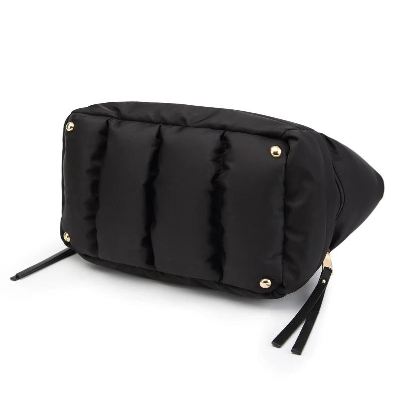 VersaStyle Winter Tote Bag