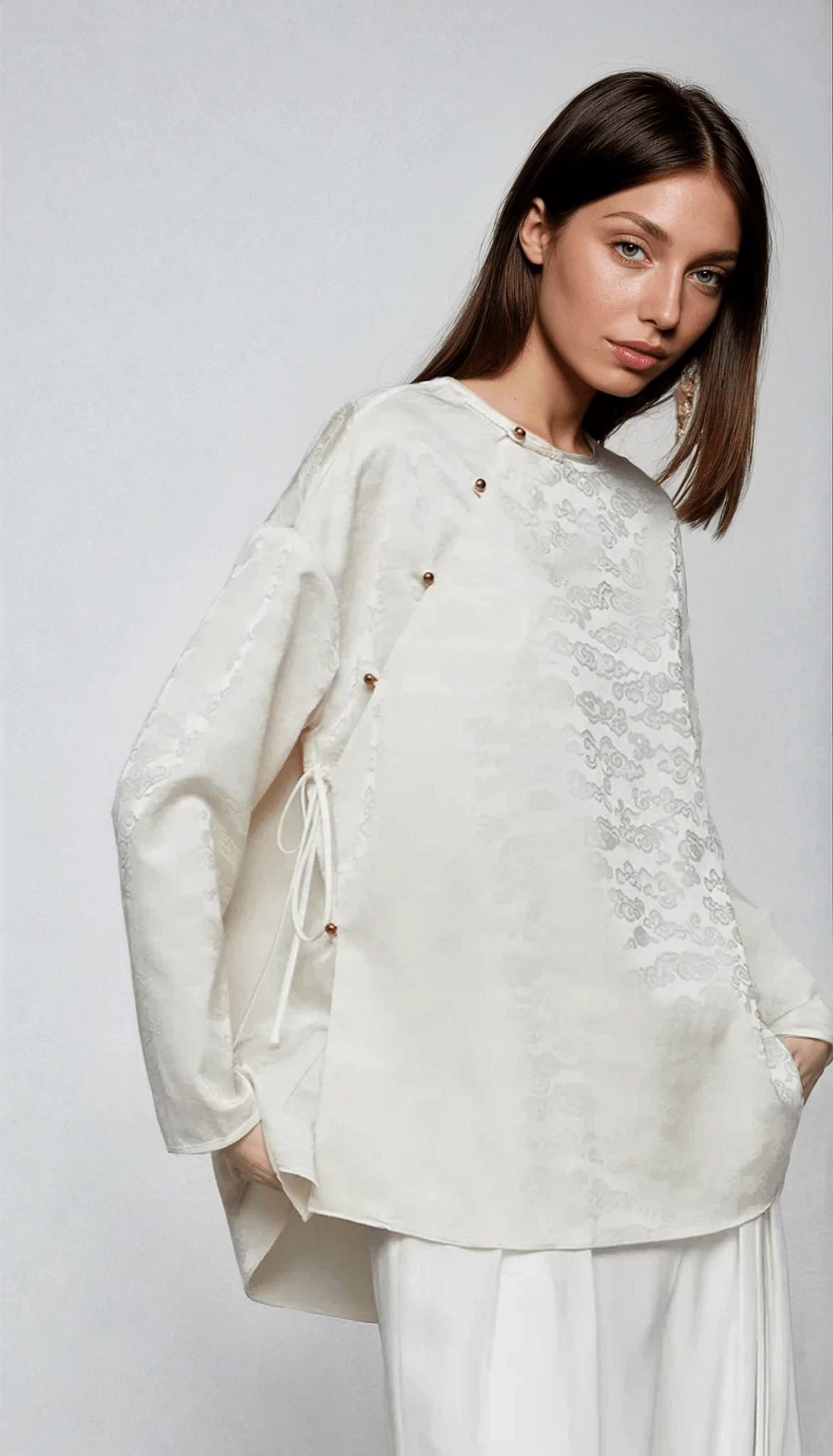 Aeris – Asymmetric Grace - Padronn